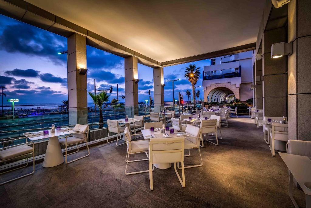 Royal Beach Hotel Tel Aviv By Isrotel Exclusive Zewnętrze zdjęcie The Terrace